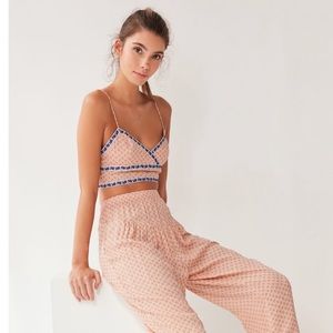 Out from under tori bralette NWT